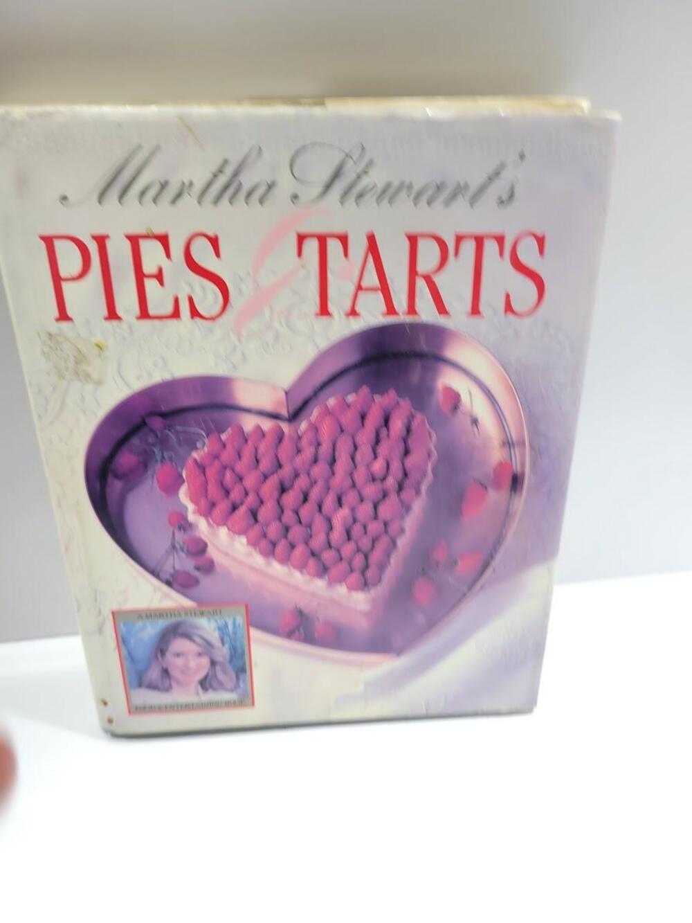 Vintage Martha Stewart's Pies & Tarts Cookbook Martha Stewart White HC DJ Japan